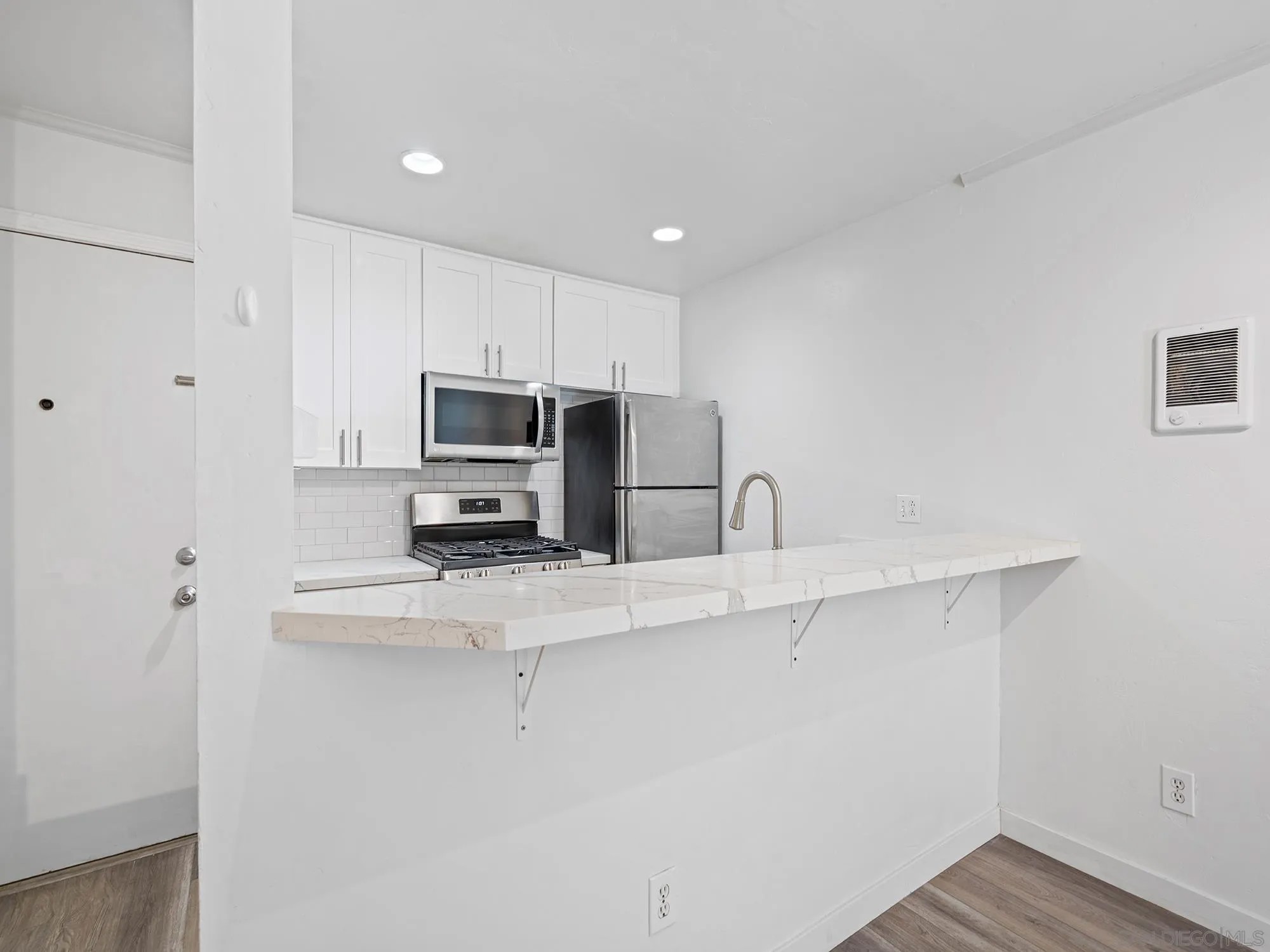 1605 Hotel Cir S B114