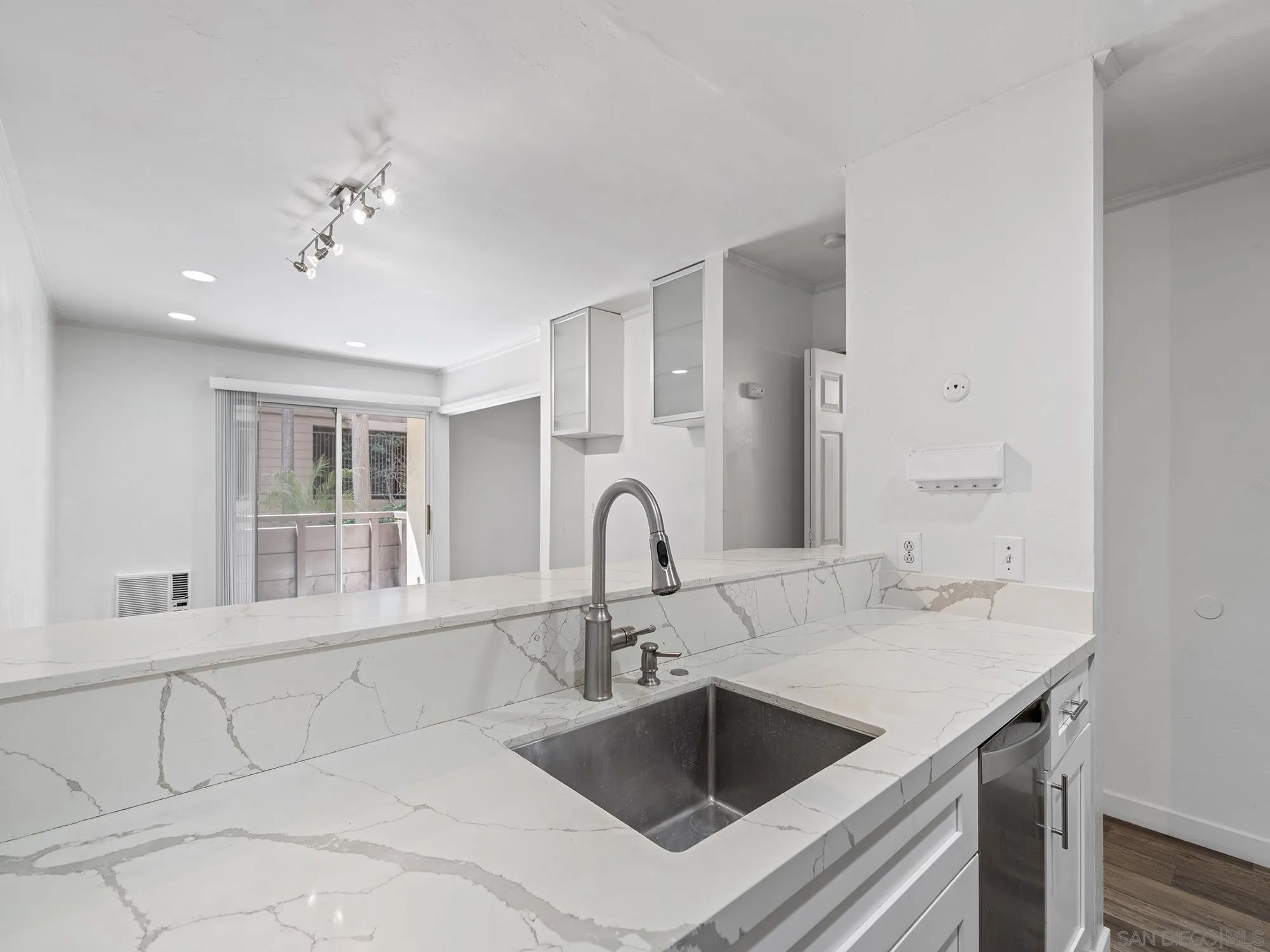 1605 Hotel Cir S B114