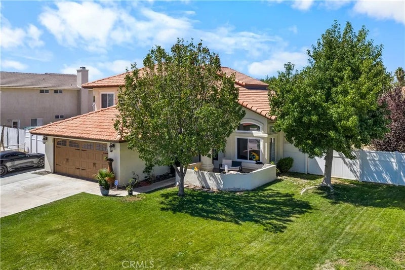 6990 Loma Vista