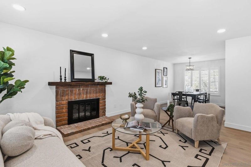 4614 La Cuenta Dr.