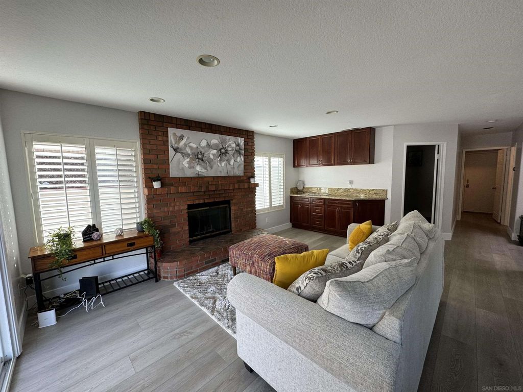 Photo of 13871 Bruyere Ct, San Diego, CA 92129 (MLS # 260003014)