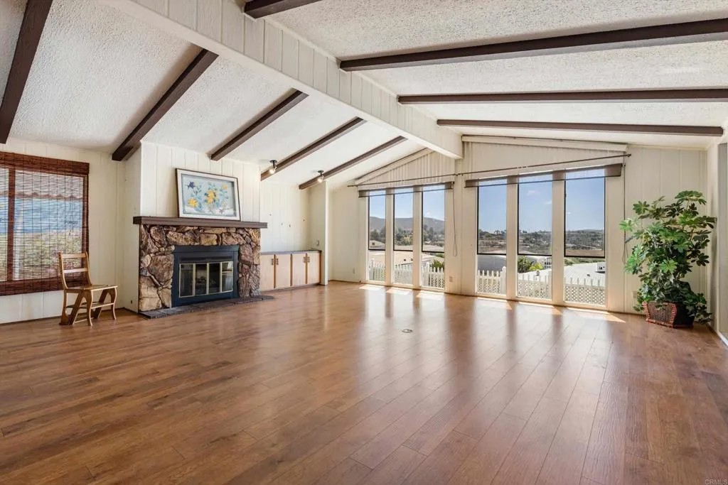 1930 W San Marcos 261