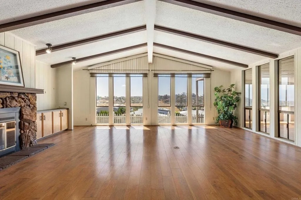 1930 W San Marcos 261