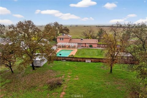 Tiny photo for 19542 Ridge Road, Red Bluff, CA 96080 (MLS # SN25279234)