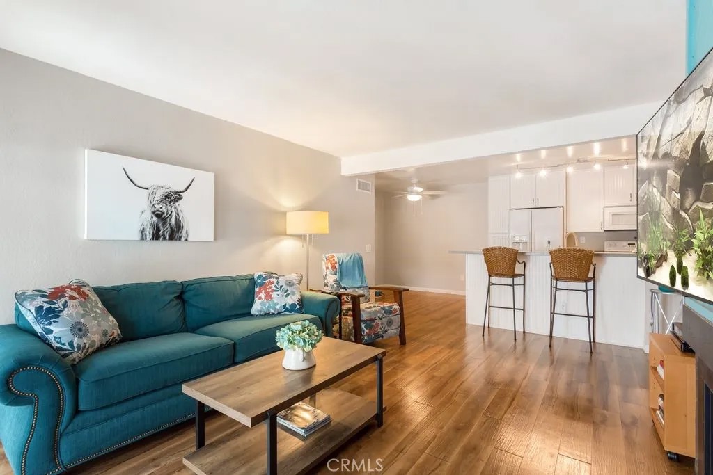 9189 Village Glen 148