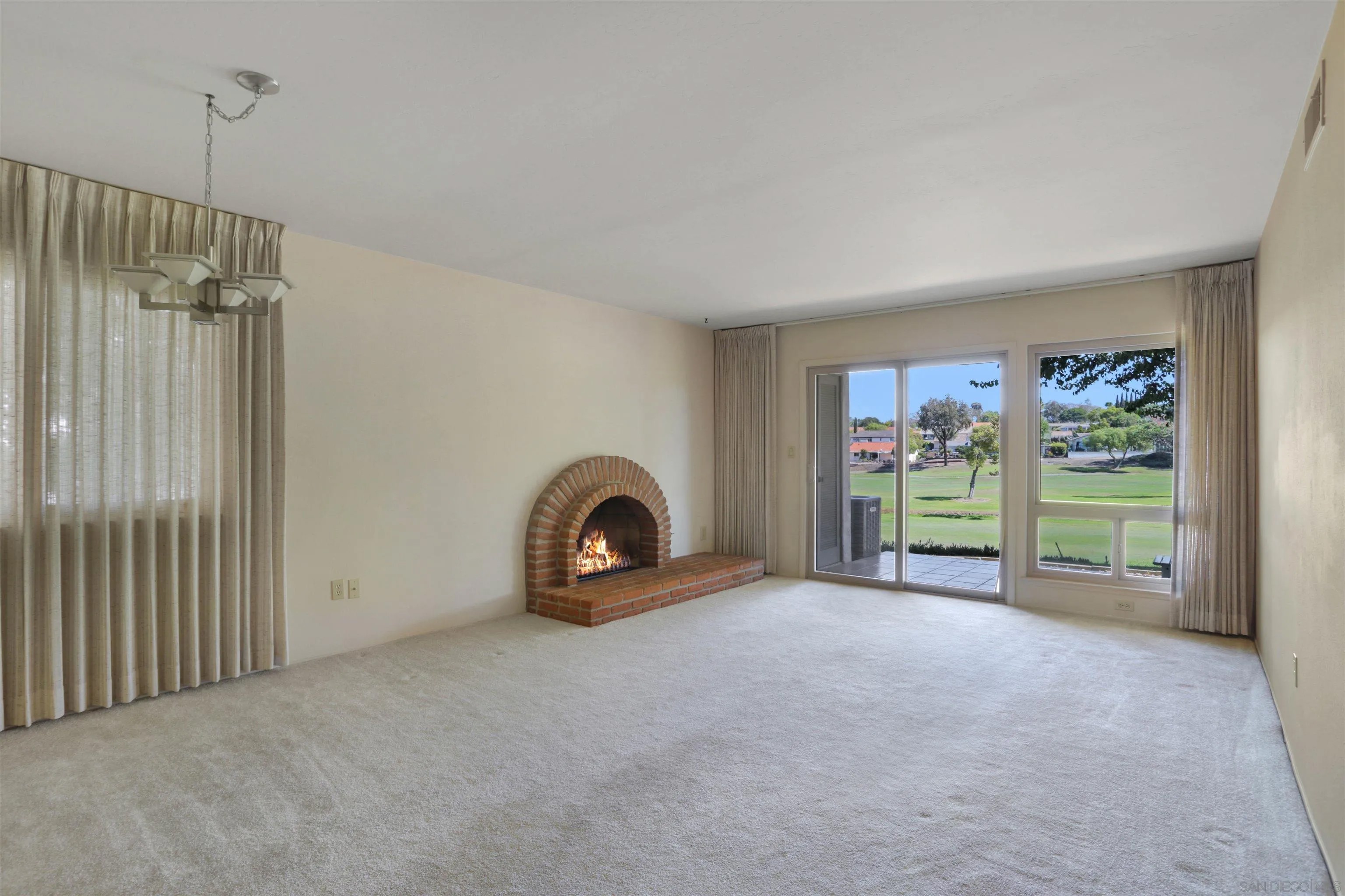 12094 Caminito Campana