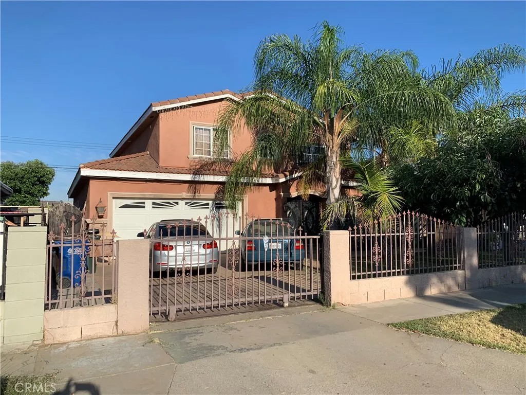 1094 Molinar Avenue