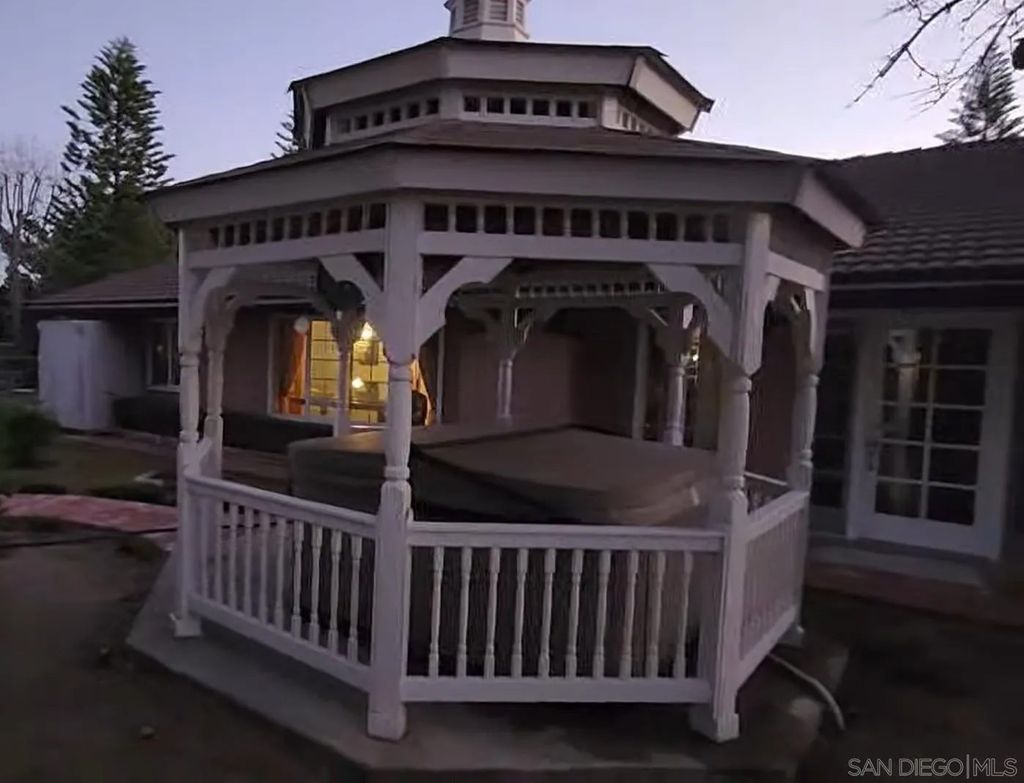 Photo of 12782 Jardin Road, San Diego, CA 92128 (MLS # 260001505)