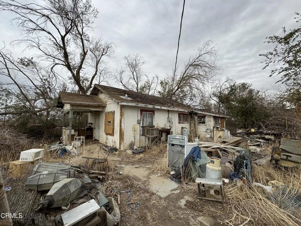 Photo of 8605 E Avenue J, Lancaster, CA 93535 (MLS # V1-33666)