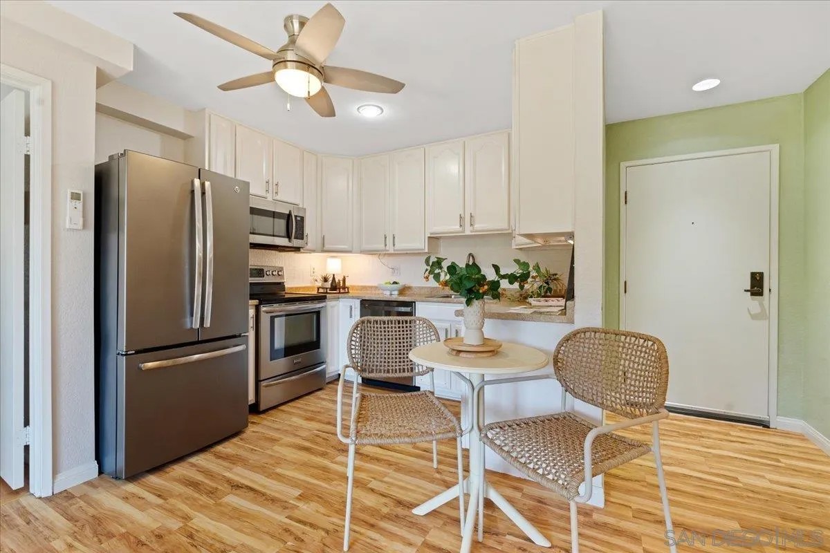 6350 Genesee Ave. #115