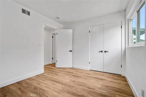 Tiny photo for 2131 W Niobe Avenue, Anaheim, CA 92804 (MLS # OC25245837)
