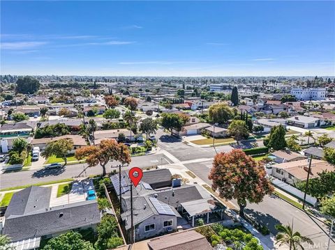 Tiny photo for 2131 W Niobe Avenue, Anaheim, CA 92804 (MLS # OC25245837)