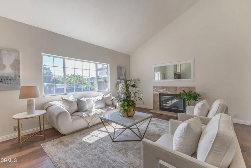 5136 Acacia Street