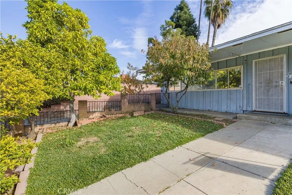 Photo of 1004 S Grandridge, Monterey Park, CA 91754 (MLS # OC25271825)