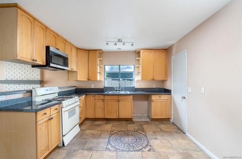 Tiny photo for 2041 Ardath Ave, Escondido, CA 92027 (MLS # 250041751)
