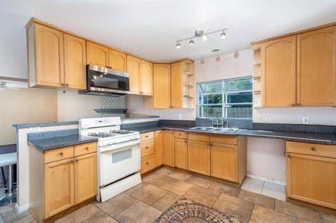 Tiny photo for 2041 Ardath Ave, Escondido, CA 92027 (MLS # 250041751)