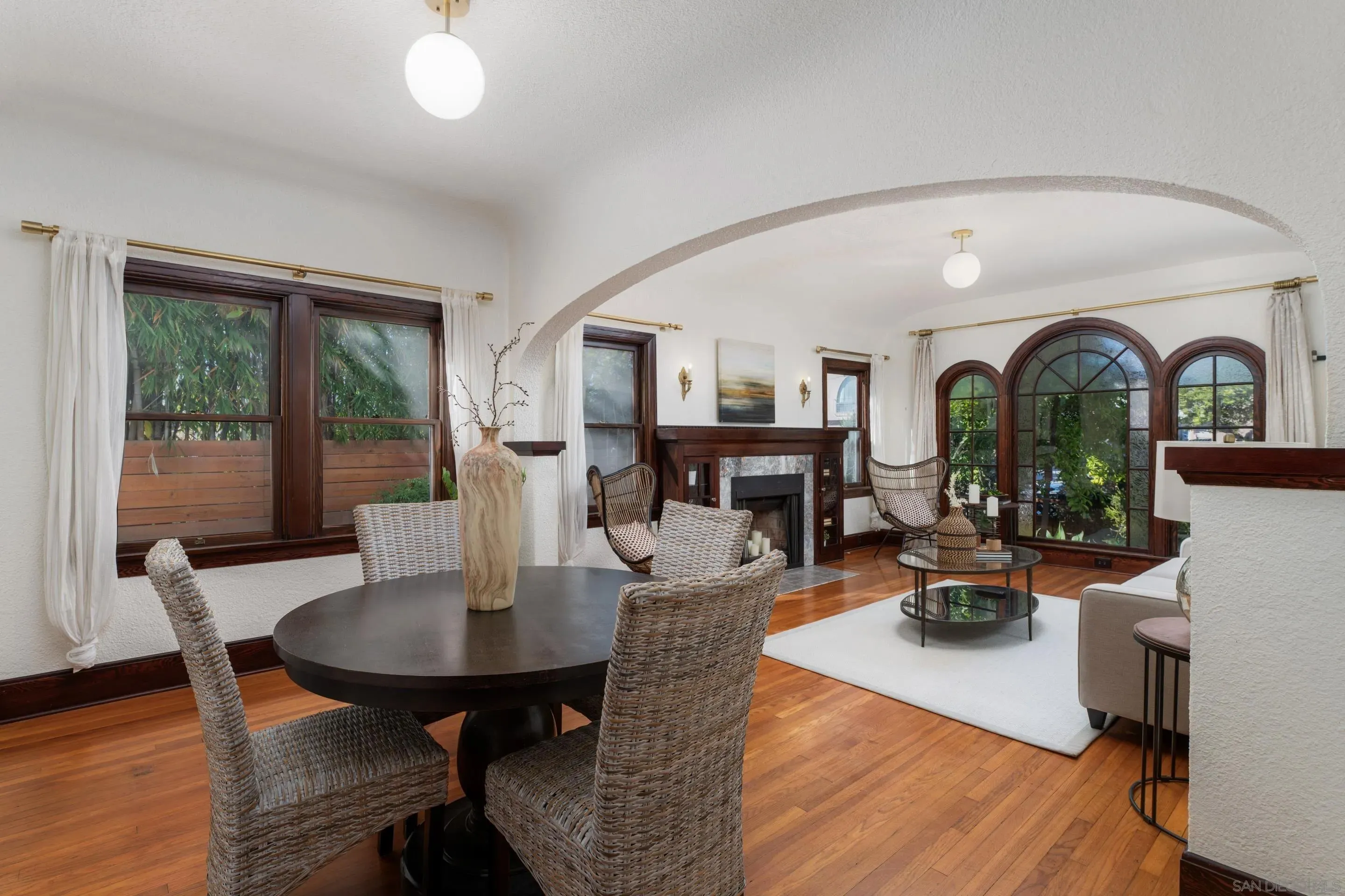 San Diego, California 92104, United States, 2 Bedrooms Bedrooms, ,1 BathroomBathrooms,Residential,Active,234236