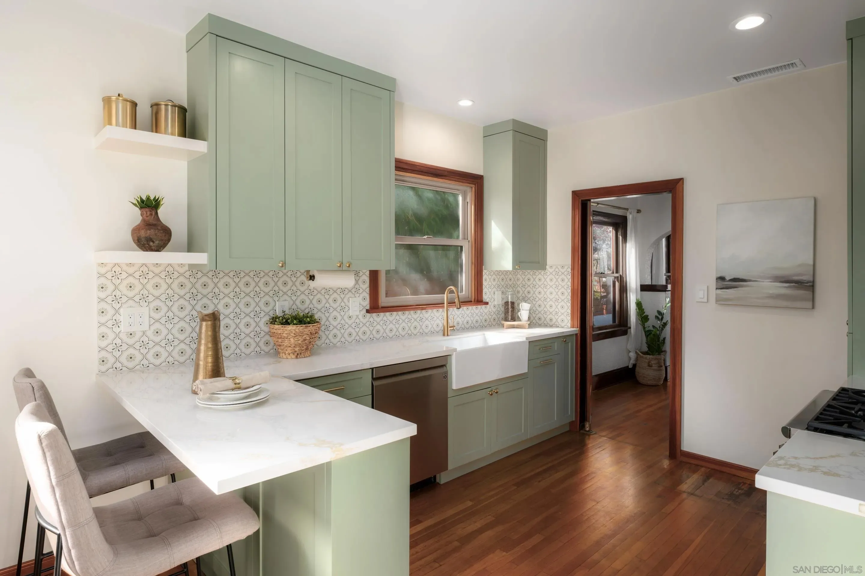 San Diego, California 92104, United States, 2 Bedrooms Bedrooms, ,1 BathroomBathrooms,Residential,Active,234236