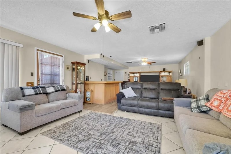 5421 Camino Real