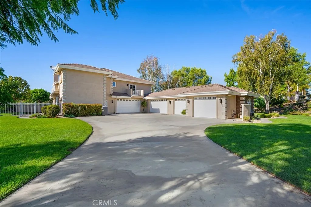 6863 Canyon Hill Drive