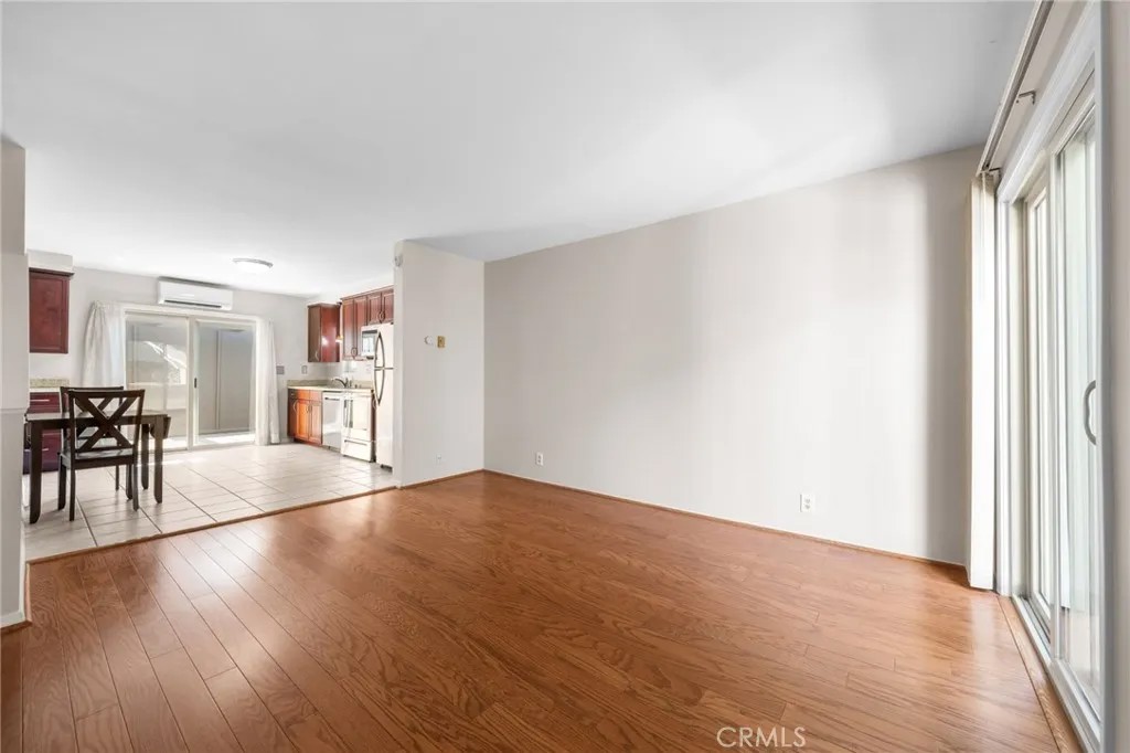 1555 Northrim Court 283