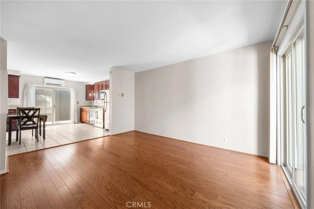 1555 Northrim Court 283