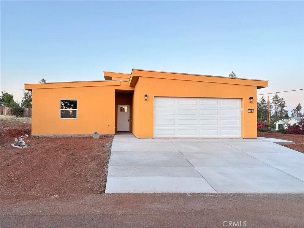 5946 Wagon Wheel Way