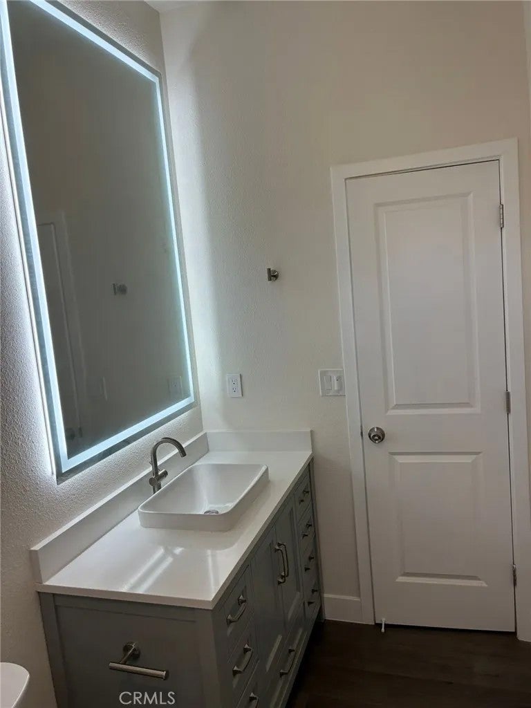 5946 Wagon Wheel Way