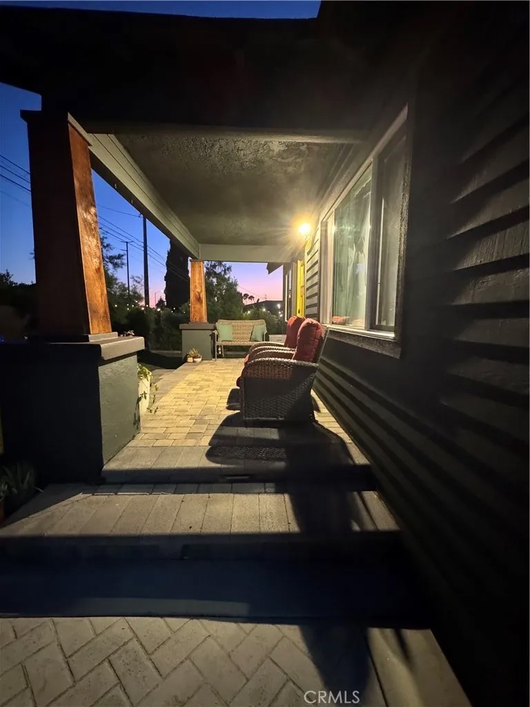 1827 E Citrus