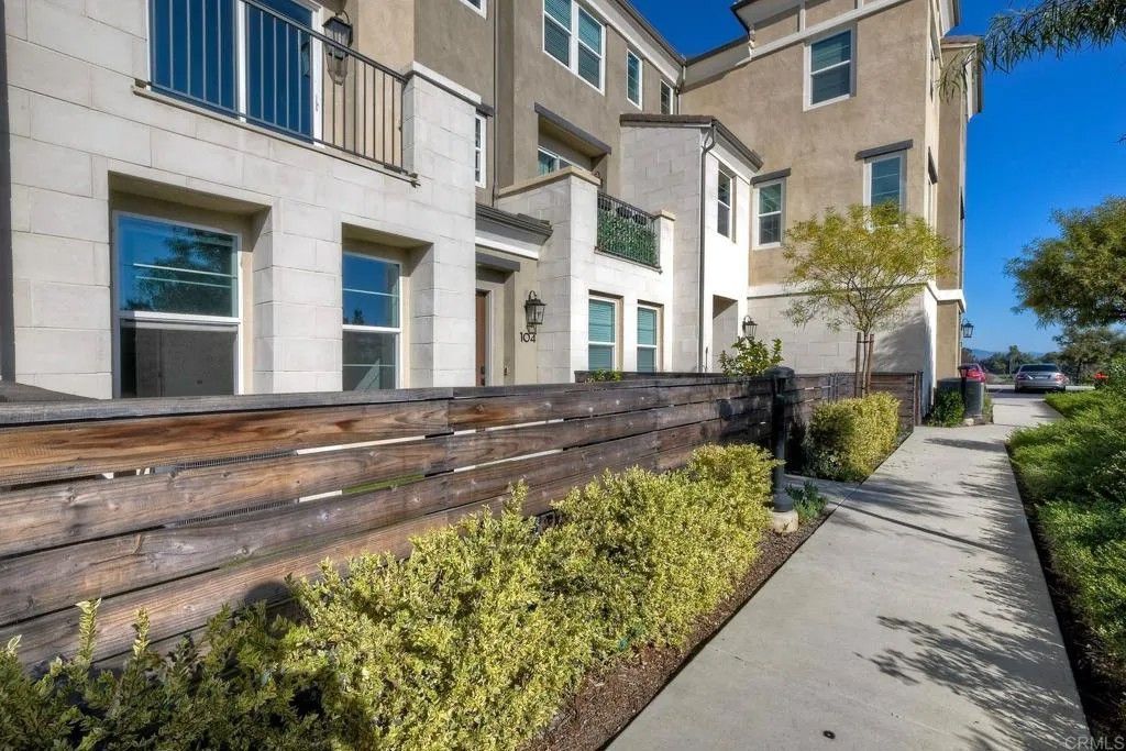 Photo of 1222 Sunrise Vw #104, San Marcos, CA 92078 (MLS # NDP2511220)