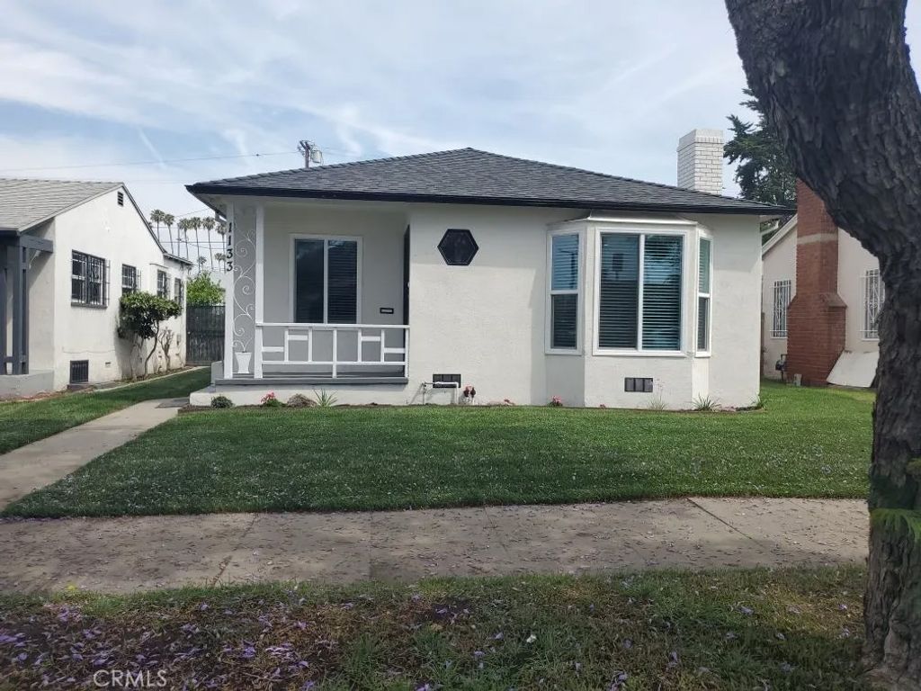 Photo of 1133 W 58th St, Los Angeles, CA 90037 (MLS # DW26085115)