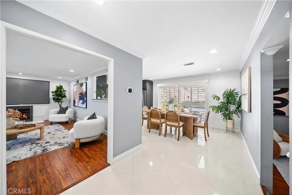 1251 Beech Hill Ave