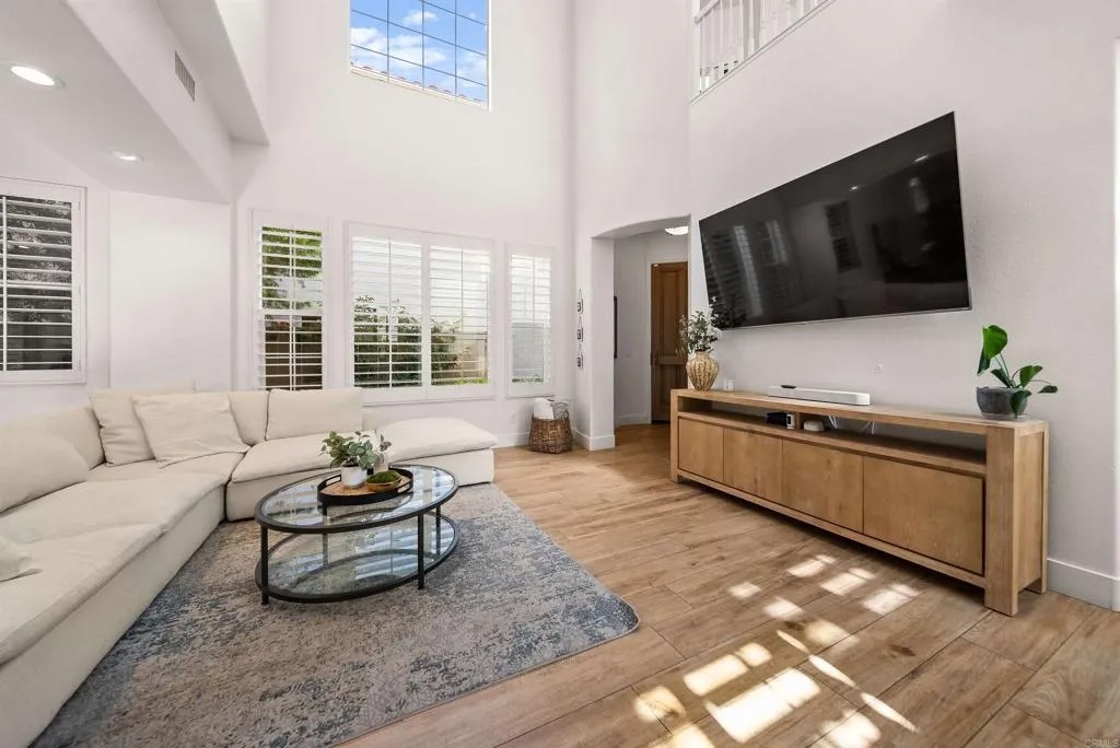 7100 Surfbird Circle