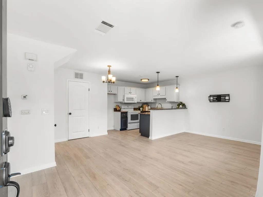 Photo of 215 Westlake Drive #2, San Marcos, CA 92069 (MLS # NDP2606809)