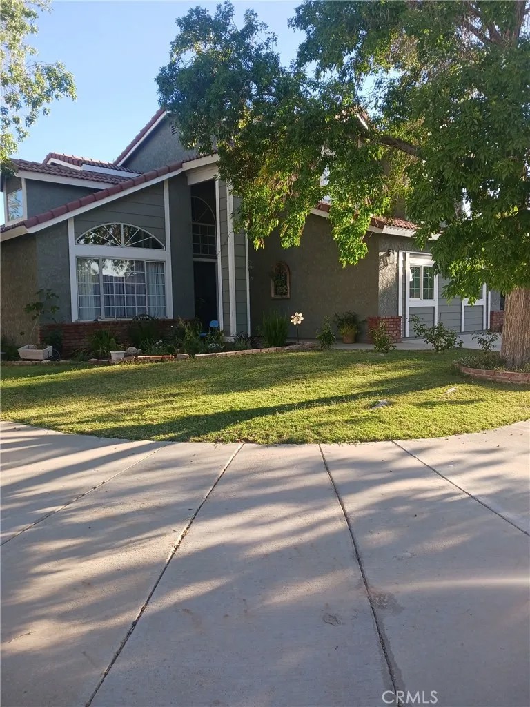 660 E Avenue J10