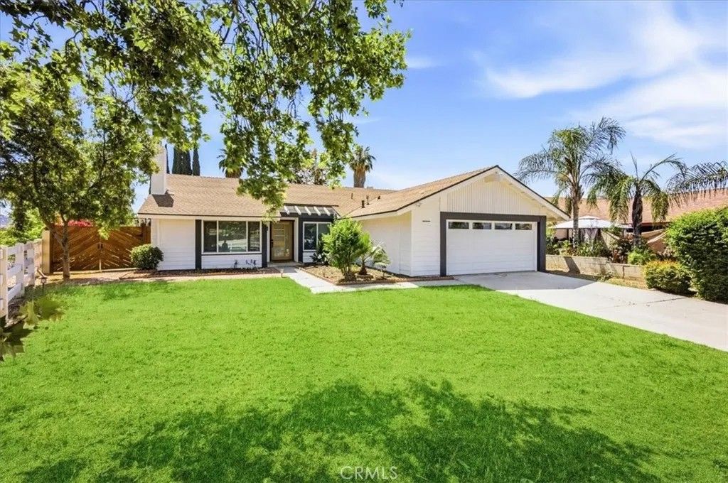 Photo of 24537 Filaree Ave, Moreno Valley, CA 92551 (MLS # WS26078244)