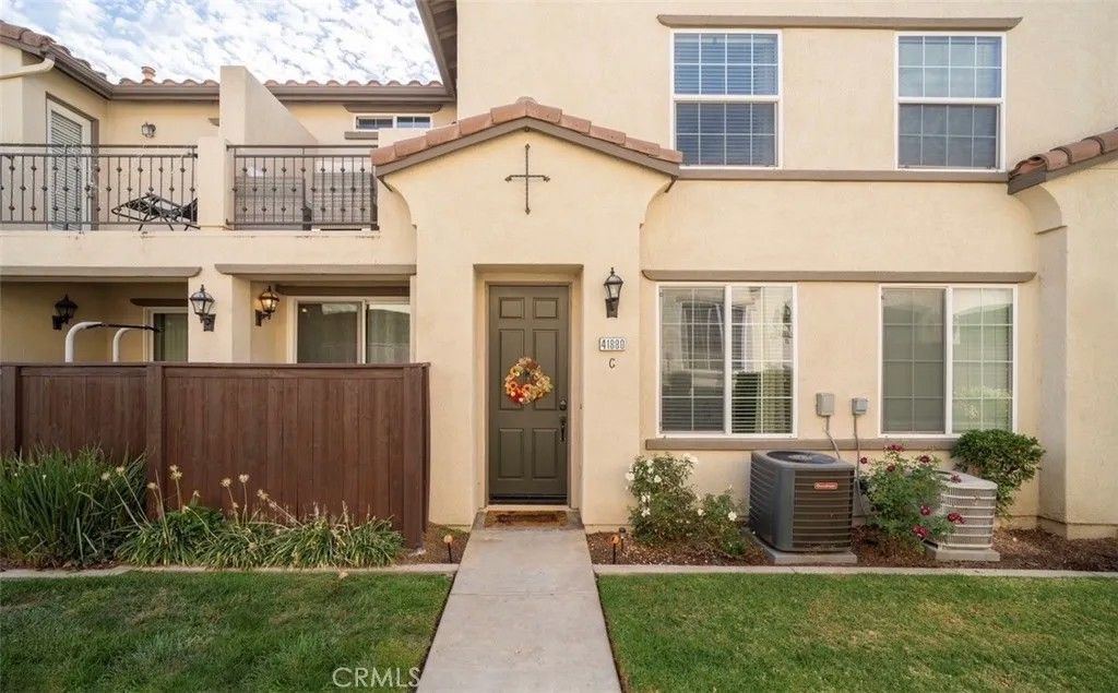 Photo of 41880 Davenport Way, Murrieta, CA 92562 (MLS # IV26084116)
