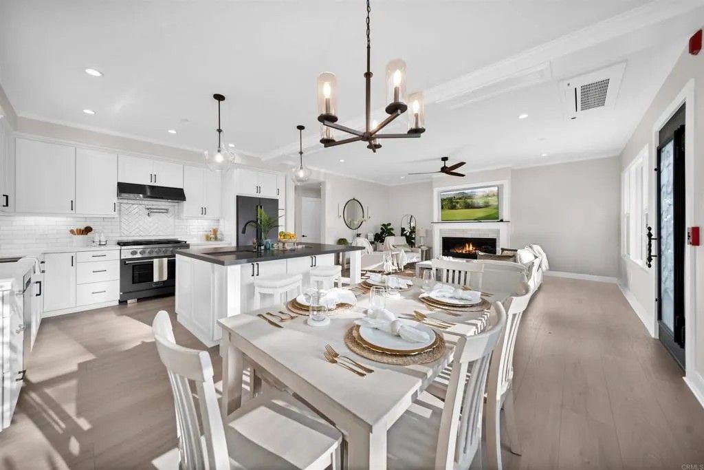 Photo of 812 N Cleveland Street #1, Oceanside, CA 92054 (MLS # NDP2509657)