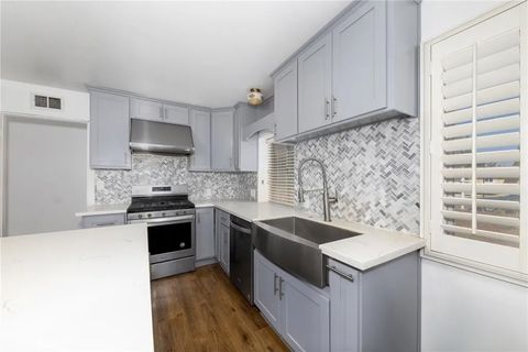 Tiny photo for 9810 Sharon Ave, Riverside, CA 92503 (MLS # SB25249702)