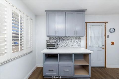 Tiny photo for 9810 Sharon Ave, Riverside, CA 92503 (MLS # SB25249702)