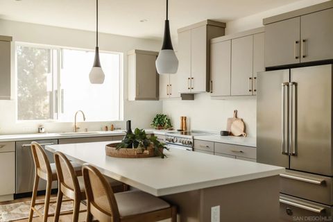 Photo of 3867 N Riley Ln, Los Angeles, CA 90065 (MLS # 260002405)