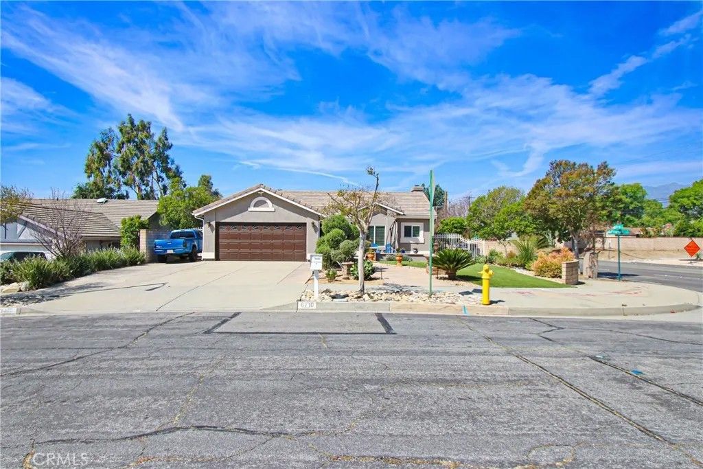 Photo of 6710 Pilgrims Court, Rancho Cucamonga, CA 91701 (MLS # OC26067500)