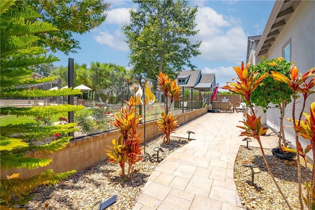 Photo of 138 Listo Street, Rancho Mission Viejo, CA 92694 (MLS # OC26056189)