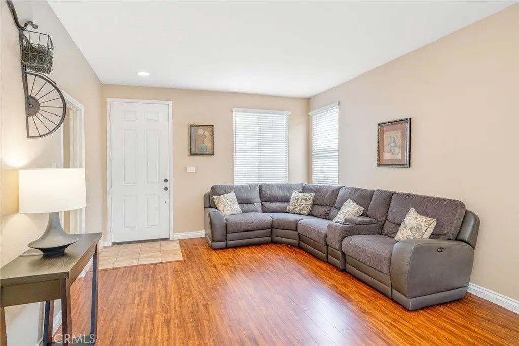 Photo of 13674 Buena Vista, Hesperia, CA 92344 (MLS # IV25276598)