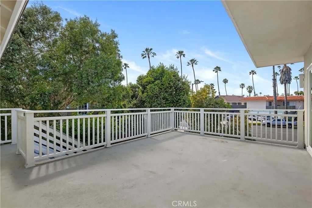 Photo of 928 Seaside Court, Ventura, CA 93001 (MLS # OC26078680)