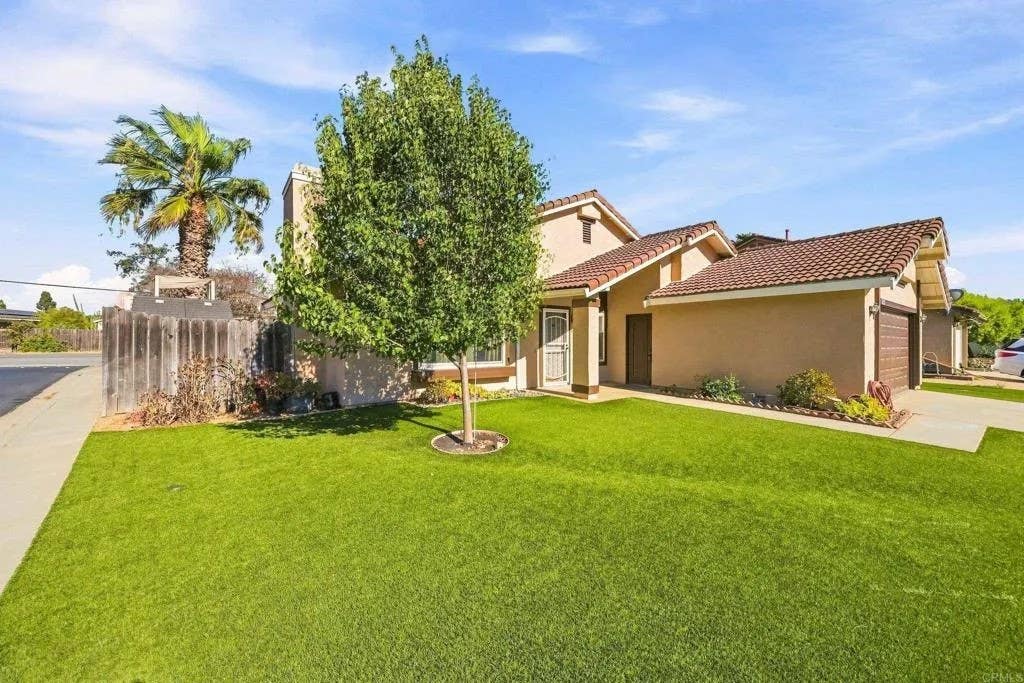Photo of 10355 Paseo Palmas Dr, Lakeside, CA 92040 (MLS # PTP2606353)