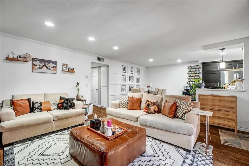 4121 HATHAWAY # 2