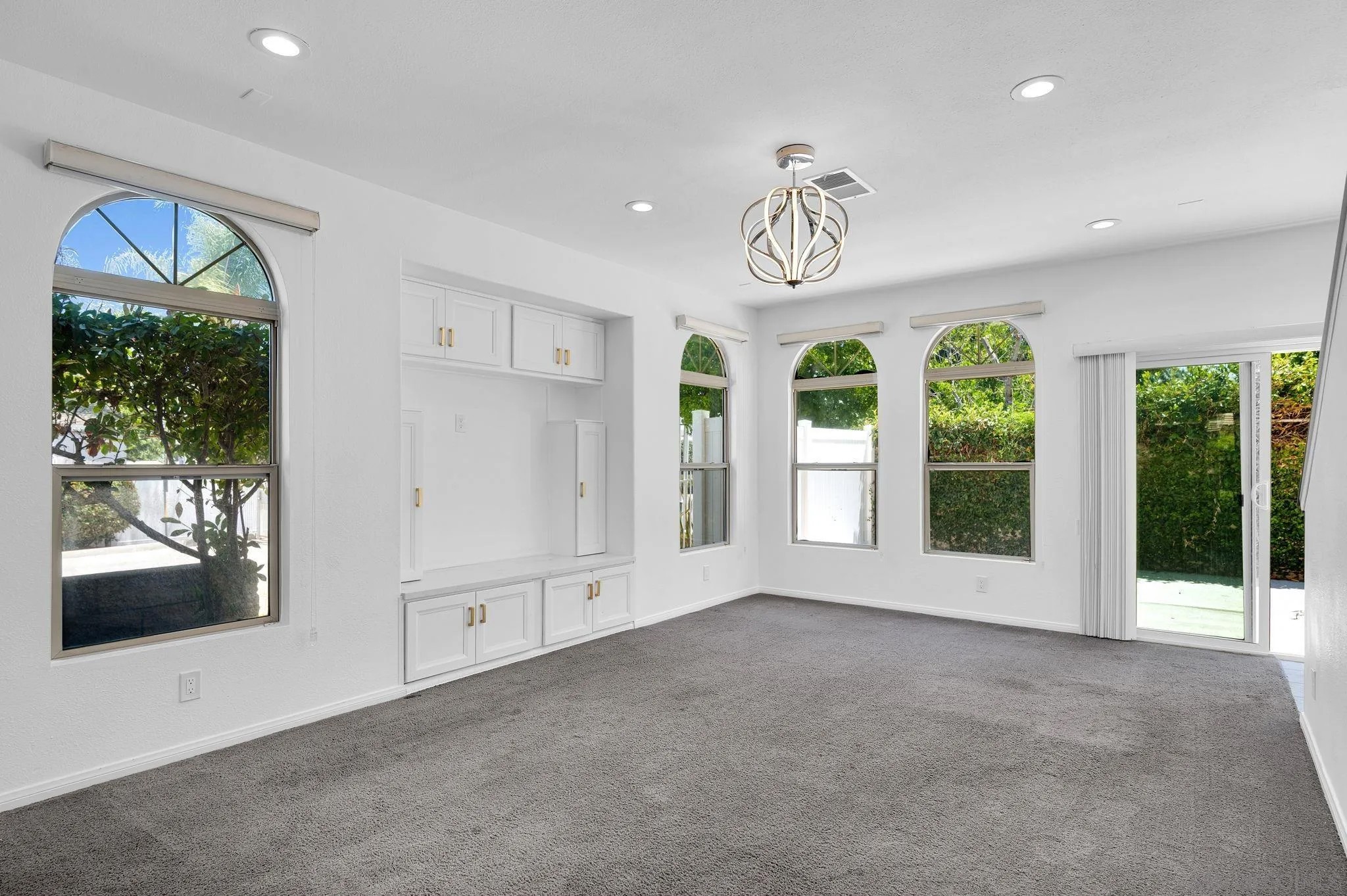 819 Laffey Lane