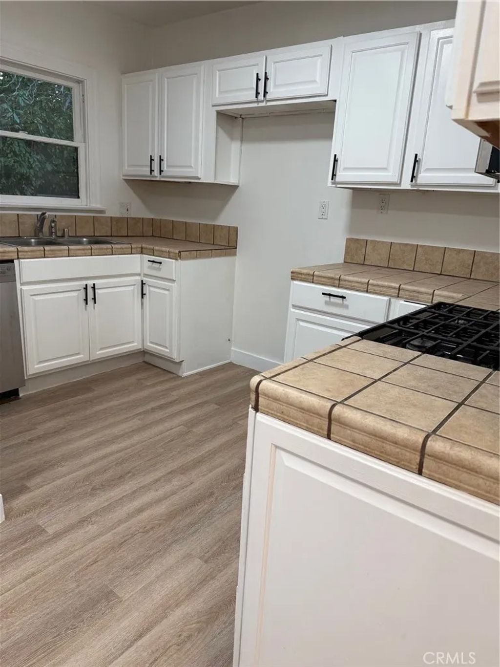 Photo of 17724 Los Alimos, Granada Hills, CA 91344 (MLS # SR26014242)