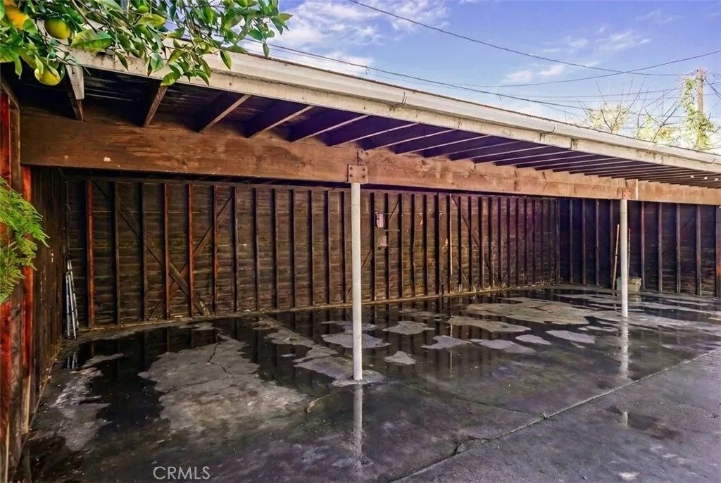 947 S Sunol Drive